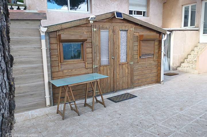 Ferienhaus für 3 Personen, mit Garten und Terrasse sowie Pool in Nizza