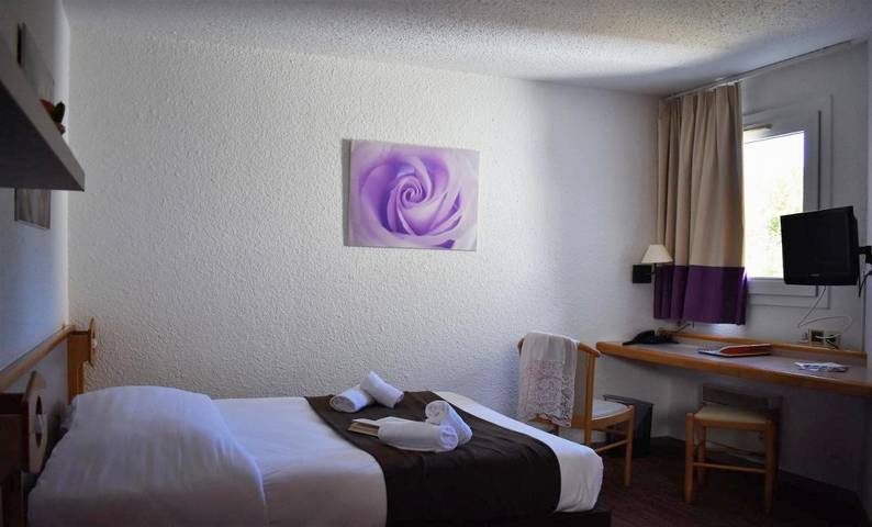 Hôtel pour 2 personnes, avec jardin et piscine ainsi que vue et sauna, animaux acceptés à Valençay - 4