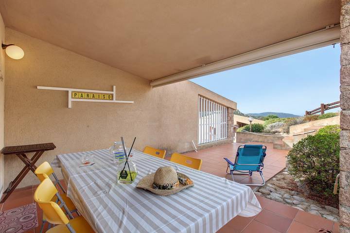 Casa vacanze 'Paraiso' con vista mare, piscina condivisa e terrazza privata in Costa Paradiso, Trinità d'Agultu e Vignola