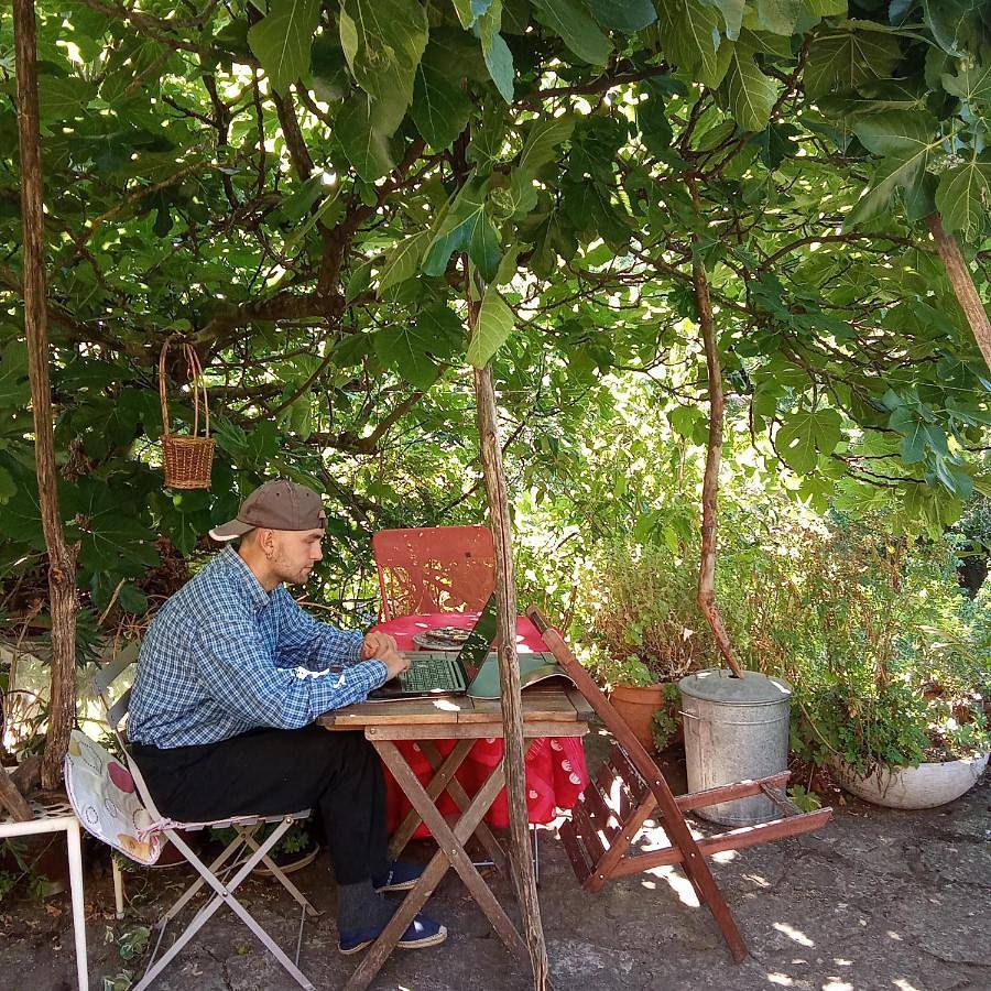 Gîte écolo Avène proche Nature et Lerab Ling Il Faut lire les Restrictions Plus Bas sous la rubrique Votre Hote avec photo in Avène, Région de Lodève