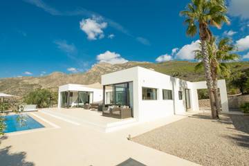 Villa for 6 People in Jete, Costa Tropical, Photo 4