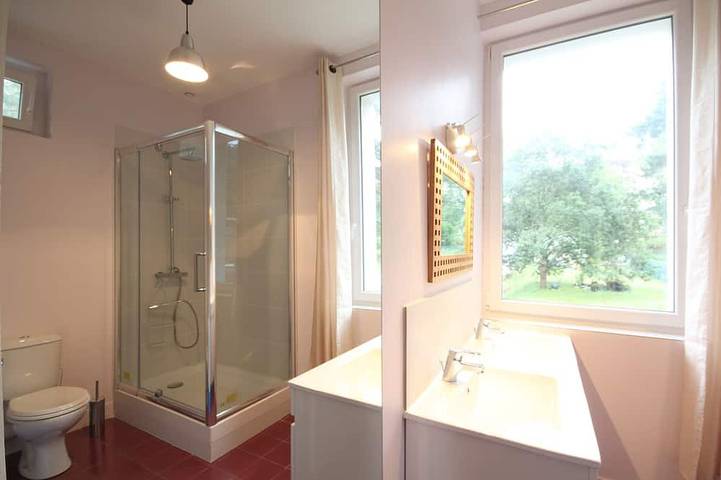 Location de vacances pour 15 personnes, avec terrasse et jardin à Saint-Pierre-en-Port - 4