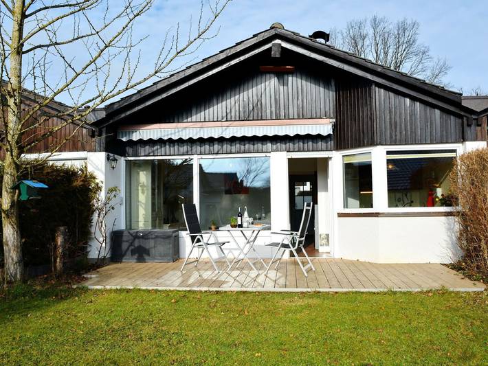 Ferienhaus für 2 Personen, mit Garten und Terrasse in Prien - 2