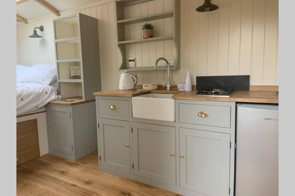 One-Bedroom House in Trevone, Cornwall