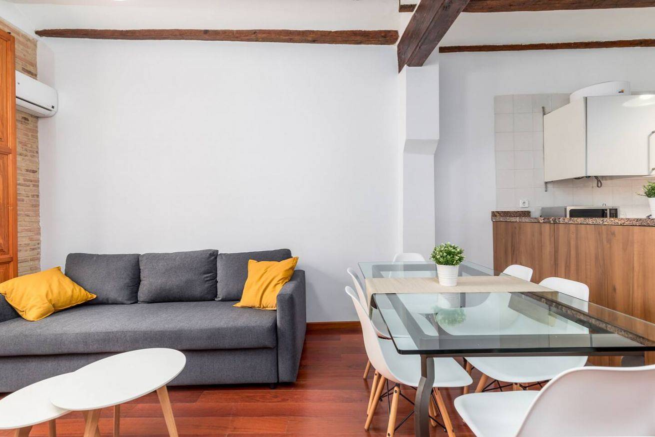 Apartamento entero, Travel Habitat Plaza de la Virgen in Valencia City Centre, Valencia
