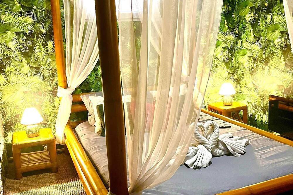 Appartement entier, Suite Evasion –  Spa Sauna, Parking, wifi in Neuf-Mesnil, Avesnes-sur-Helpe