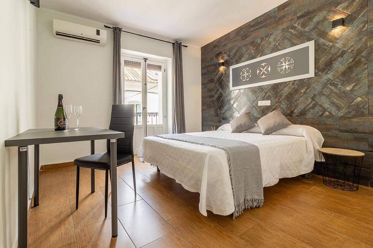 Double Room with Shared Bathroom in Cáceres, Provincia de Cáceres