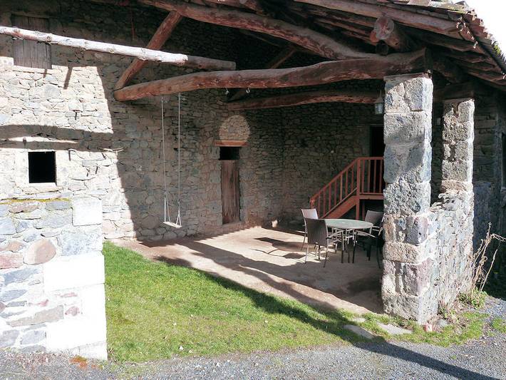 Gîte pour 6 personnes, avec sauna ainsi que terrasse et piscine, animaux acceptés en Haute-Loire - 2