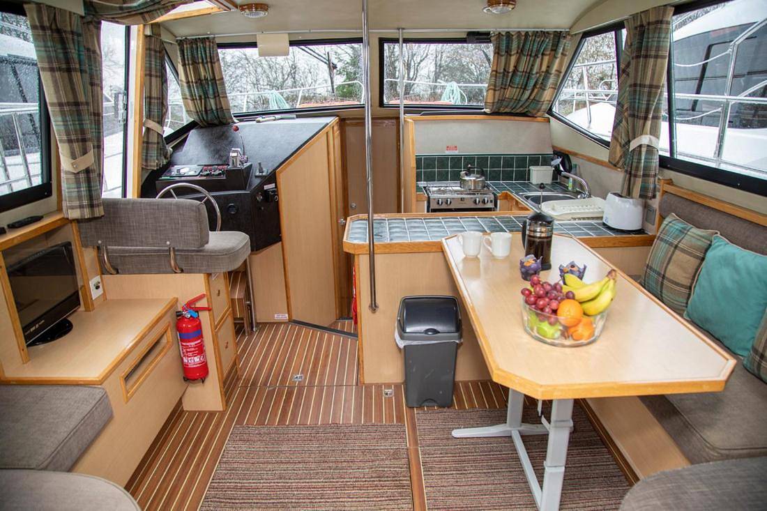 Houseboat in Inverness, Highlands
