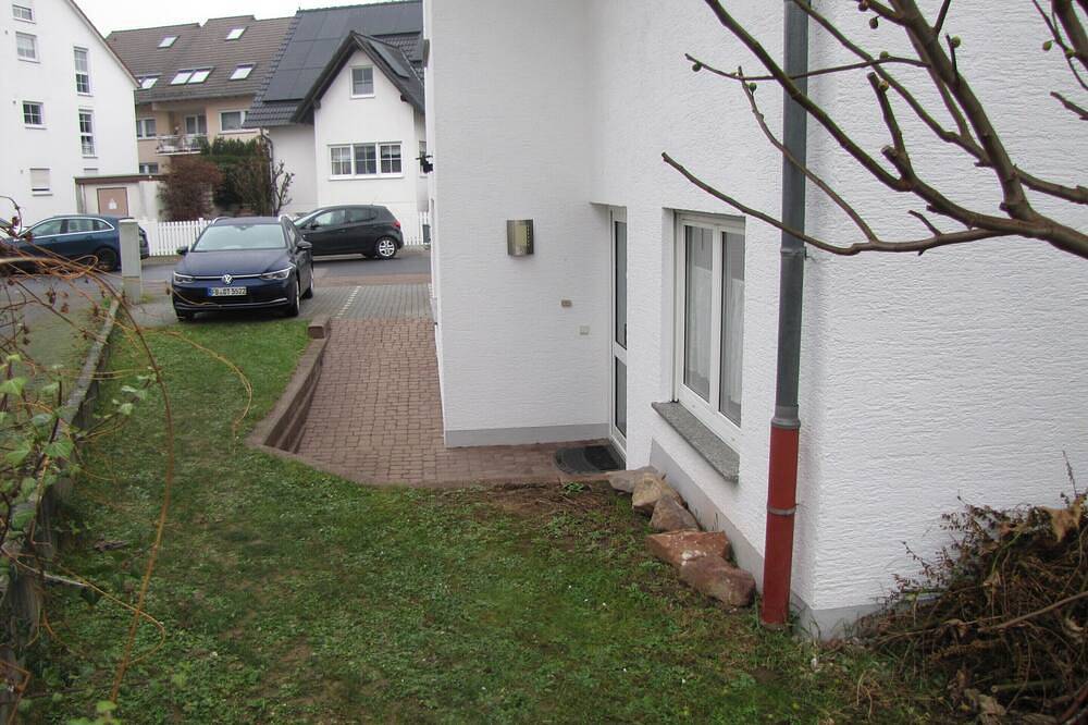 Ganze Wohnung, Voll ausgestattetes Apartment in ruhiger Lage in Bad Vilbel, Wetterau