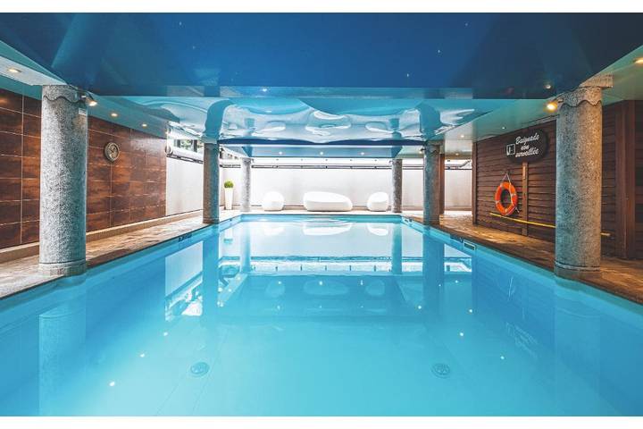 Gîte pour 4 personnes, avec piscine ainsi que sauna et terrasse, animaux acceptés dans Gare De Chamonix Mont Blanc - 3