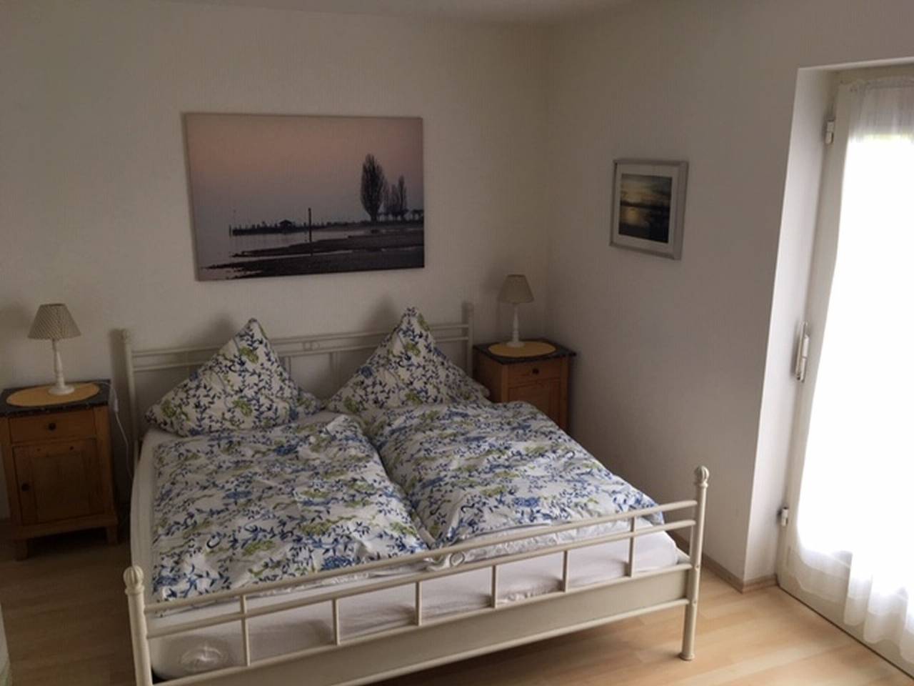 Ganze Wohnung, Apartment „Lindau“ mit gemeinsamer Terrasse, Garten und Wlan in Unteruhldingen, Uhldingen-Mühlhofen