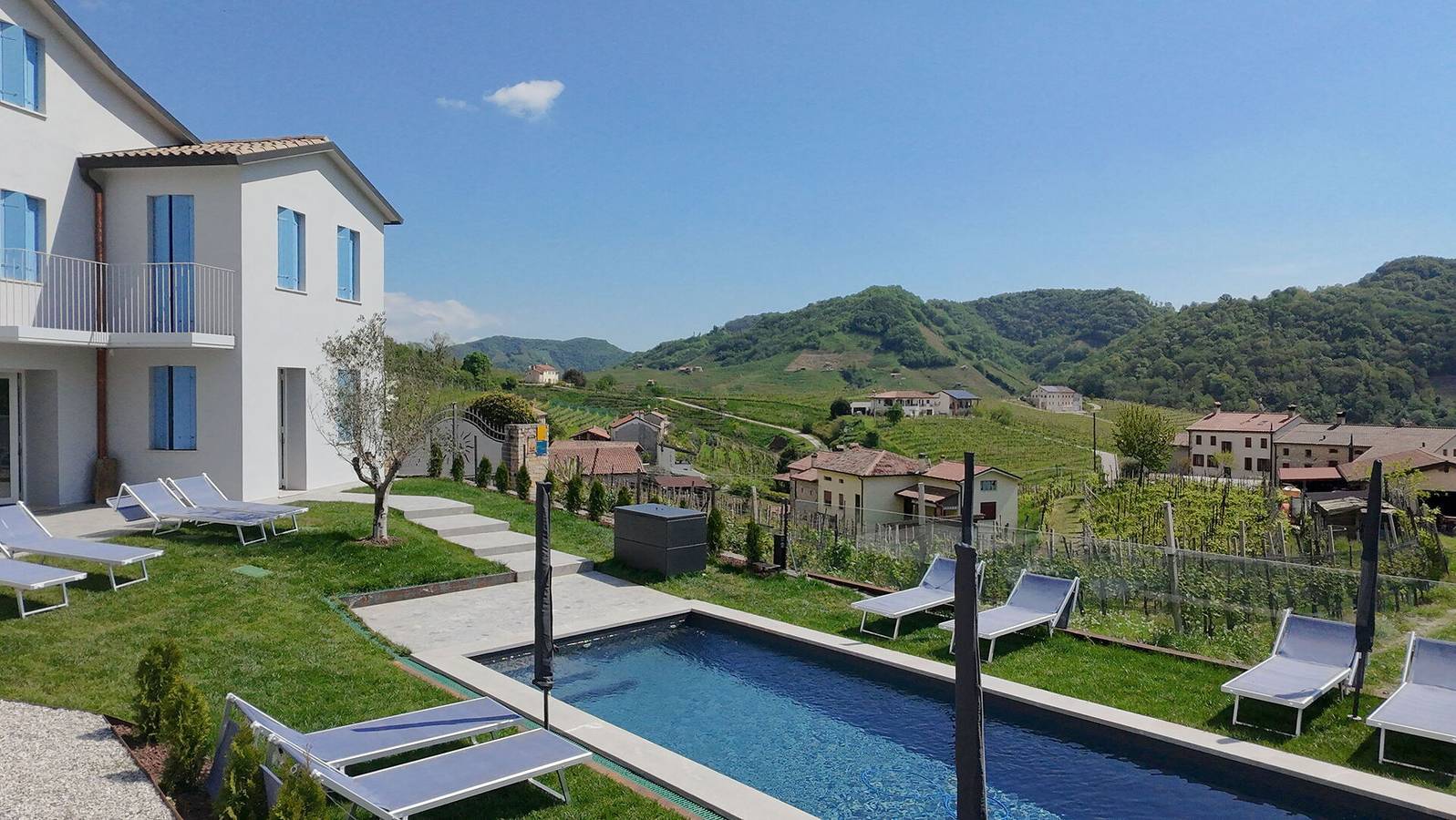 Villa Valdobbiadene Pool Spa - Villa Dolce Bacio, Pool and Spa, Valdobbiadene in Valdobbiadene, Prealpi Carniche