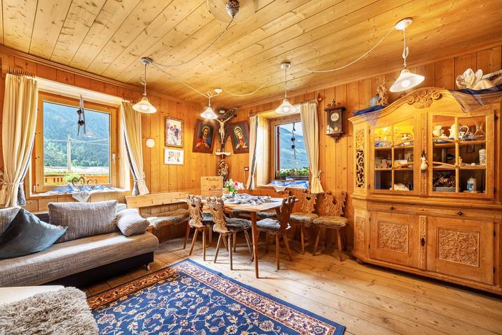Ferienwohnung für 4 Personen, mit Whirlpool und Garten, mit Haustier