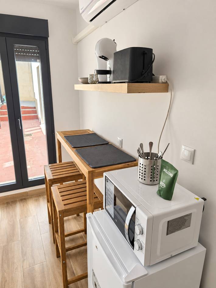 Apartamento vacacional entero, C Las Ventas A in Parque de las Avenidas, Madrid