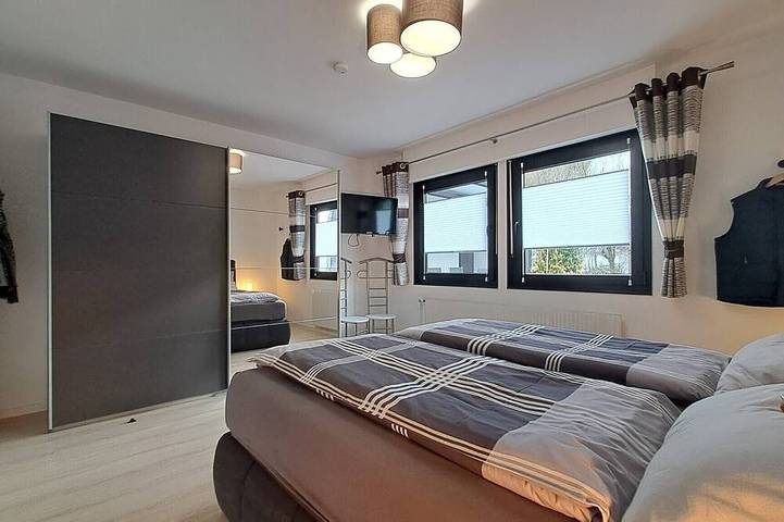 Ferienhaus für 6 Personen, mit Sauna und Garten in Schmallenberg - 3