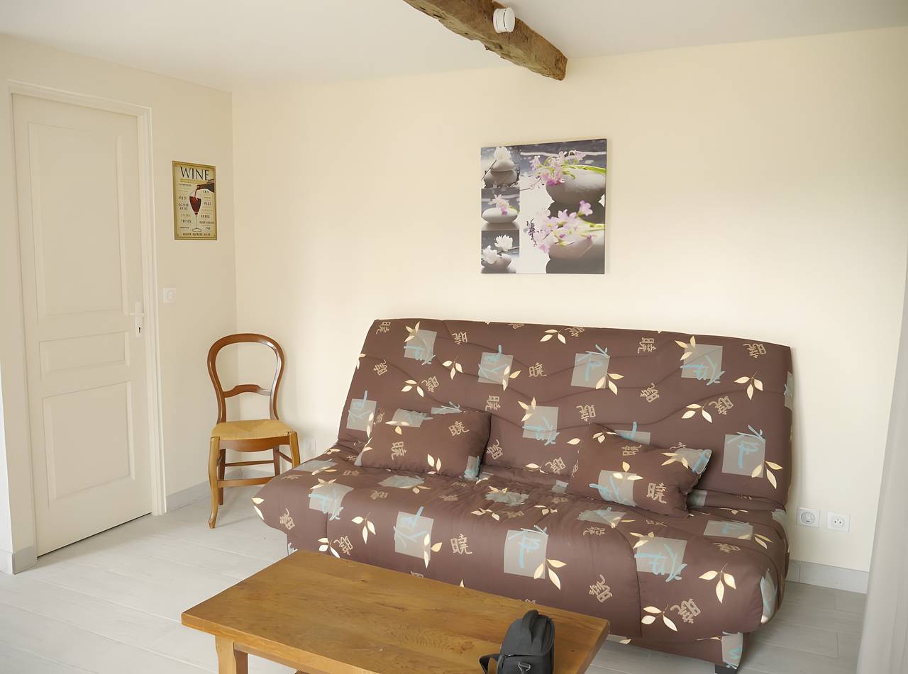 Estudio entero, Estudio 'Les Restanques' con vistas a la montaña, terraza privada y Wi-Fi in Montbrun-les-Bains, Región de Nyons