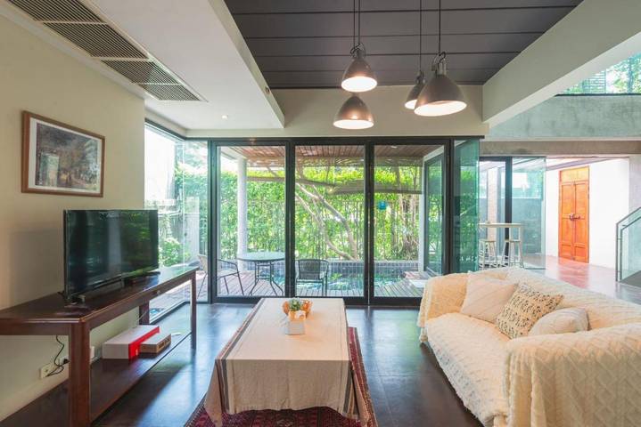Villa voor 8 personen, with whirlpool and zwembad as well as tuin in Bangkok
