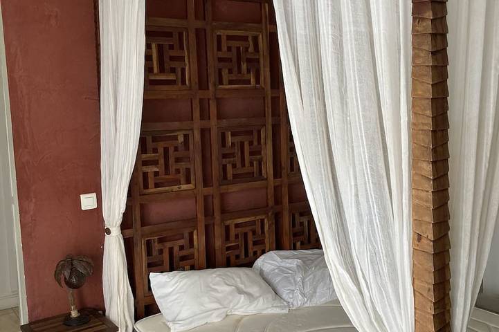 Location de vacances pour 11 personnes, avec jacuzzi et jardin dans Grands-Bois - 2