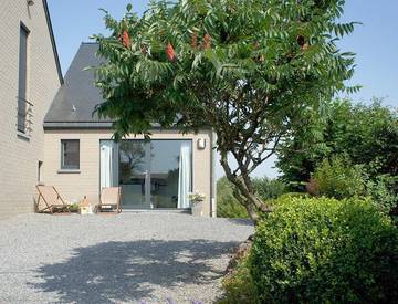 Gîte pour 3 personnes, avec jardin ainsi que terrasse et vue, animaux acceptés à Stoumont