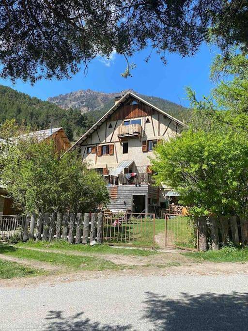 Appartement entier, Marmot, coeur montagne, Serre Chevalier, Col de l'Izoard in Cervières, Région de Briançon