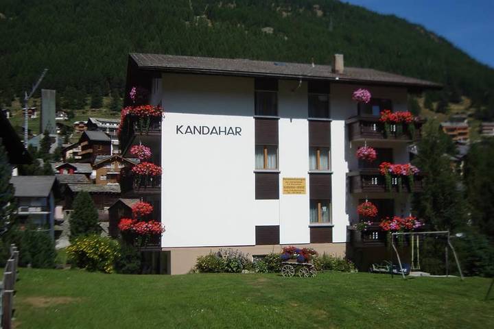 Gîte pour 2 personnes, avec balcon, adapté aux familles à Saas-Fee - 3