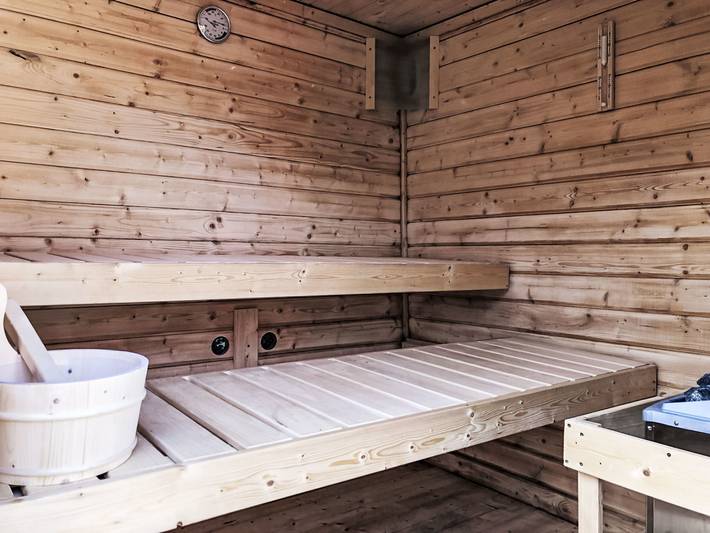 Schönes Ferienhaus in Wackersdorf mit Whirlpool und Terrasse in Wackersdorf, Naturpark Oberpfälzer Wald