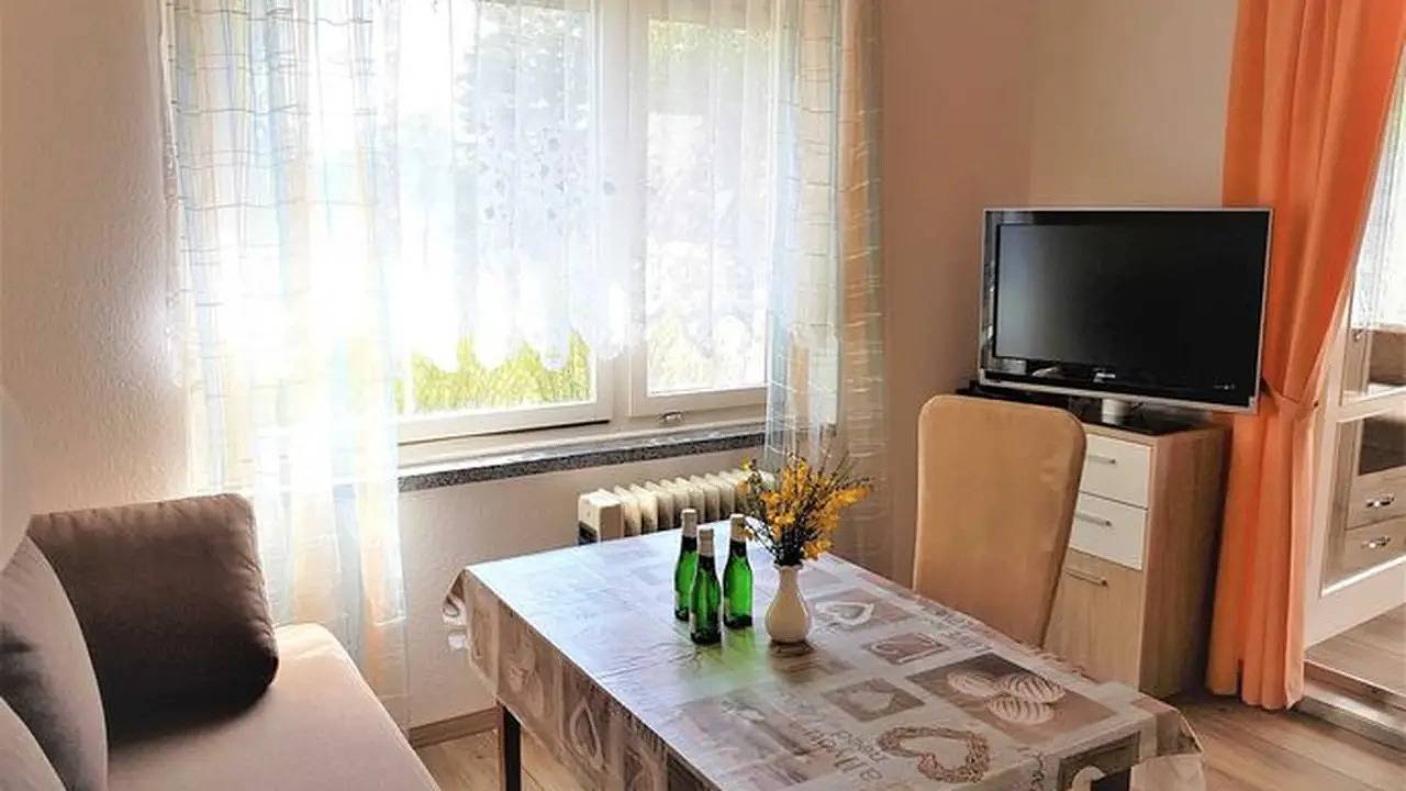 Ganze Ferienwohnung, Ferienwohnung für 3 Personen (35 m²) in Koblenz in Koblenz (Lohsa), Lohsa