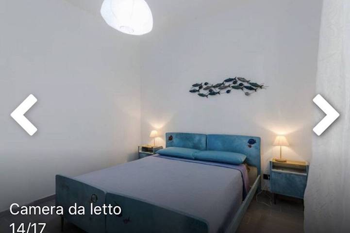 Window Sea View: A Perfect Shelter Just A Step Away from the Beach in Ortona (Commune), Province de Chieti