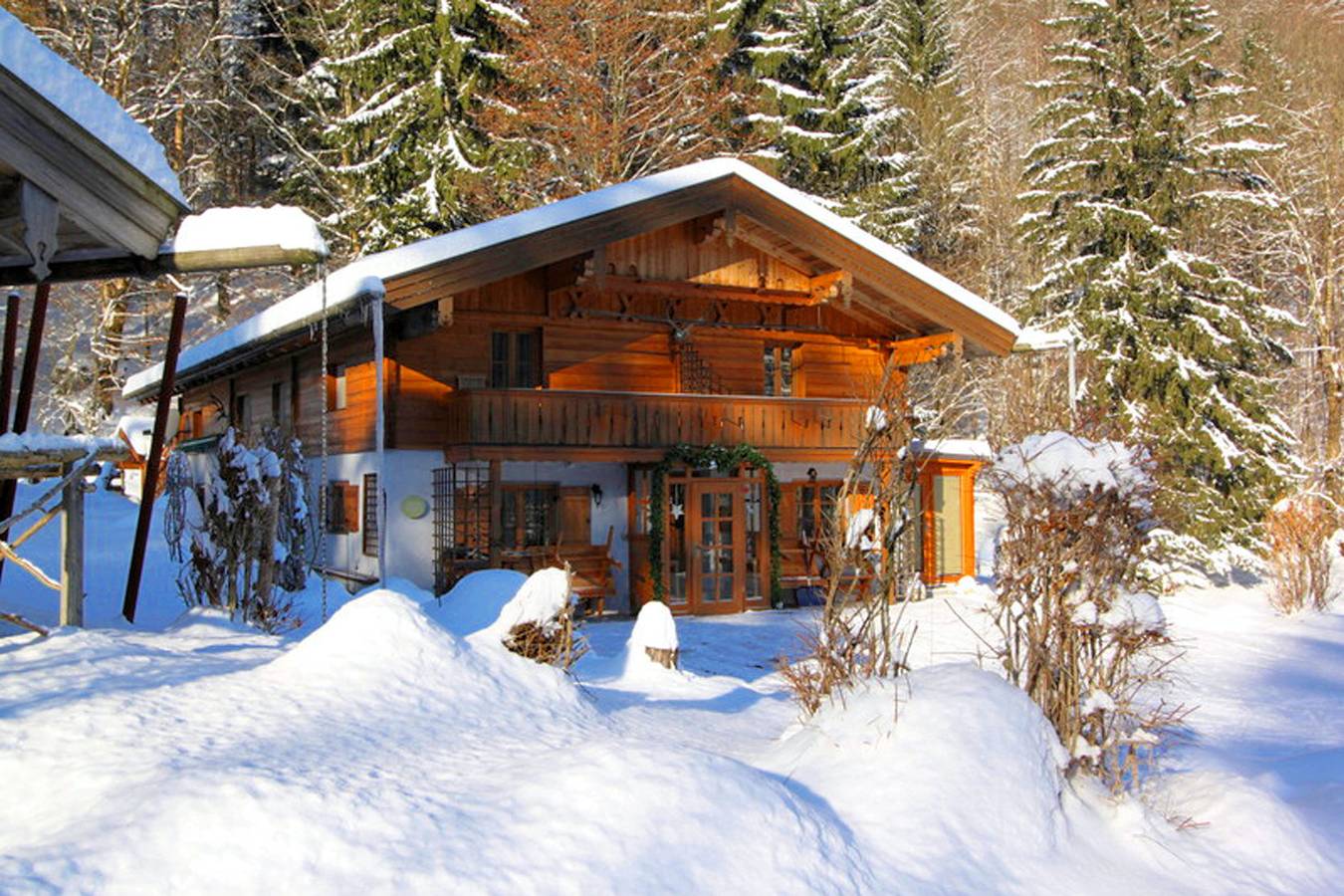 Ganze Ferienwohnung, Ferienwohnungen Haus Waldwinkel - Nagelschmiede - Baubiologische Ferienwohnung 60 qm, zwei separate Schlafzimmer in Aschau im Chiemgau, Bayerische Alpen