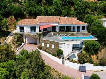 Appartement De Vacances pour 8 Personnes dans La Londe-les-Maures, Région de Toulon, Photo 2