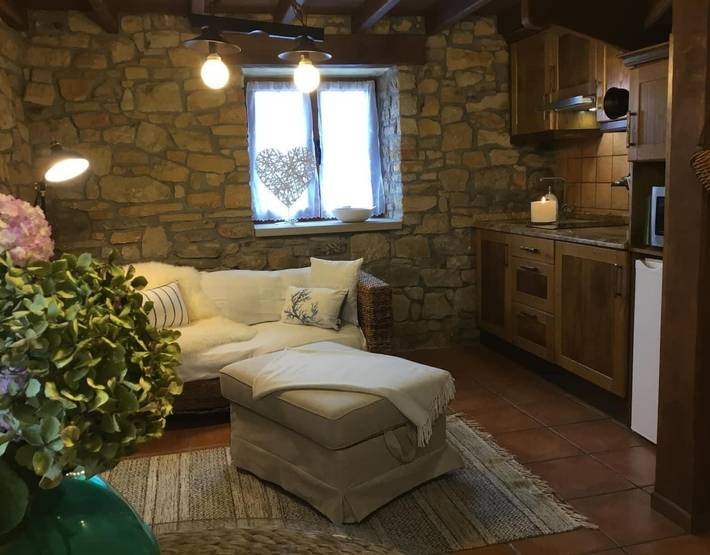 Casa rural 'La Casita De Luces' con vistas a la montaña, terraza privada y Wi-Fi in La Griega (Colunga), Colunga