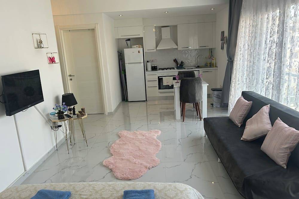 Apartamento entero, Estudio (no. 2) en el corazón de famagusta, norte de Chipre in Famagusta, República Turca del Norte de Chipre