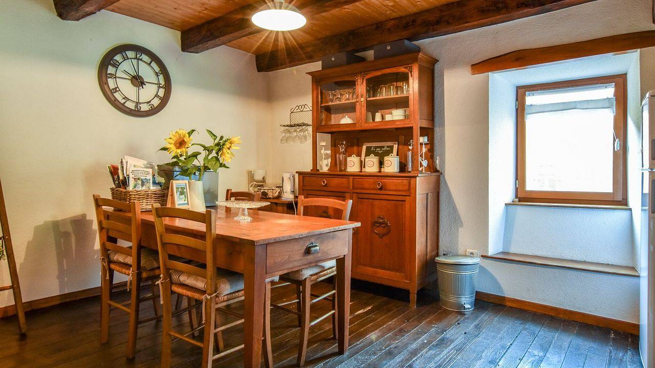 Maison de vacances pour 5 personnes avec vue sur le lac in Ally, Massif central