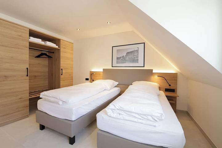 Appartement entier, 4-Star Business Apartment in Remscheid | 3 Bedrooms | Parking | Wi-Fi in Remscheid, Bergisches Land