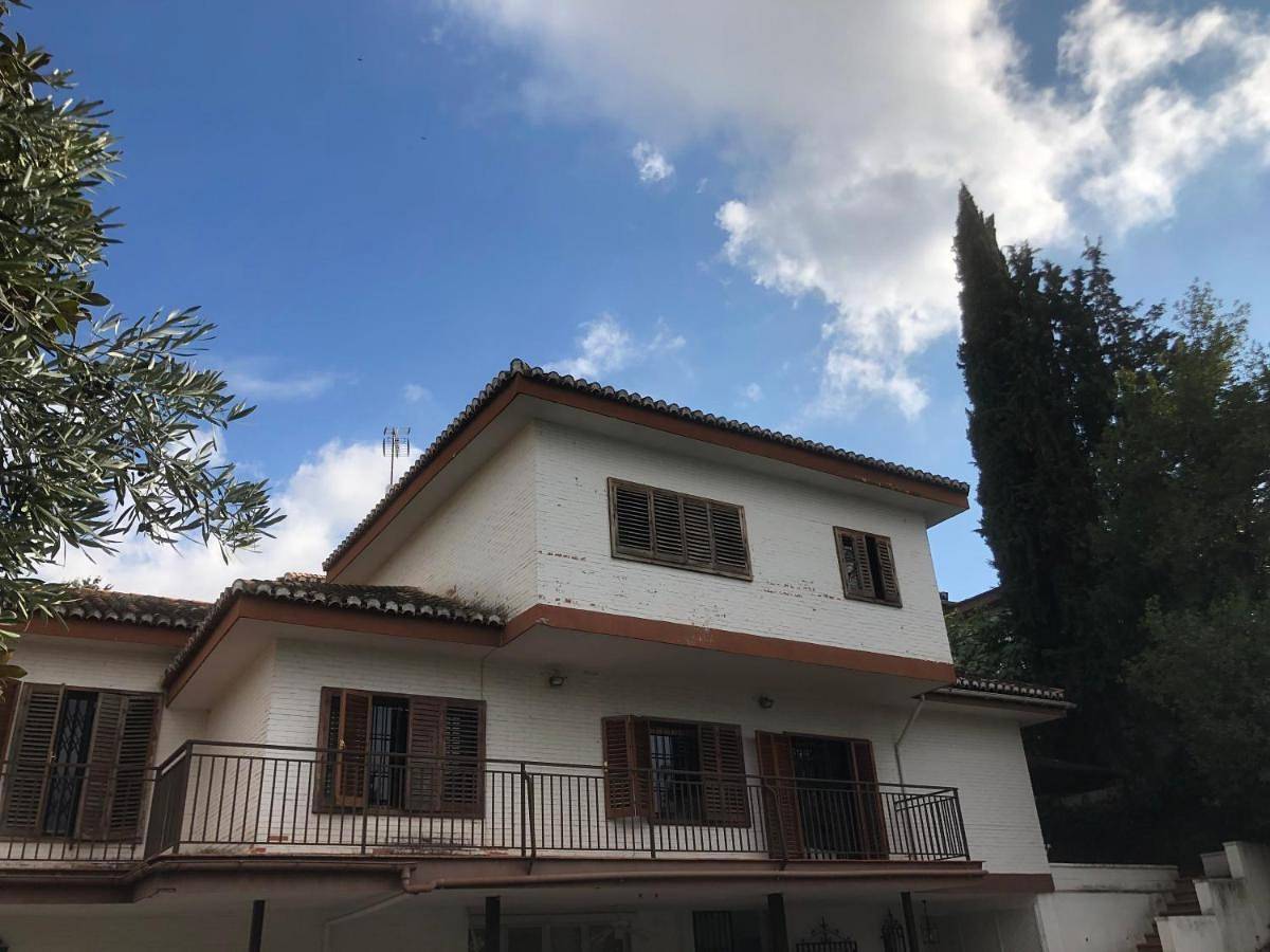 Villa in Genil, Granada