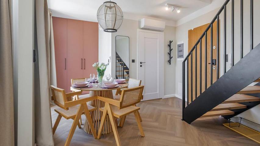 Ferienwohnung für 4 Personen, mit Pool und Ausblick sowie Balkon - 1