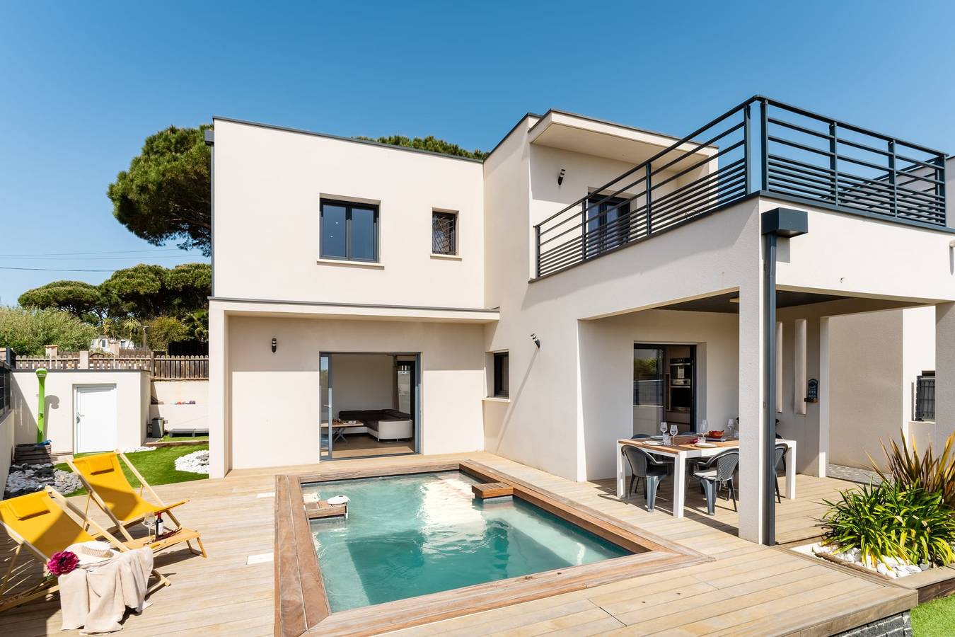 Villa für 16 Personen mit Pool in Sérignan, Mittelmeerküste (Frankreich)