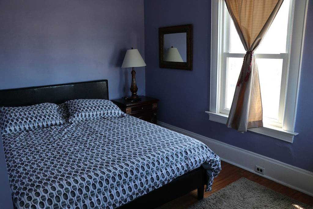 Atemberaubendes Heritage House mit Whirlpool und privatem Garten in Niagara Falls, Niagara Fälle