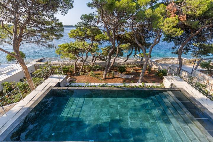 Villa für 24 Personen, mit Meerblick und Pool sowie Garten auf Hvar - 2