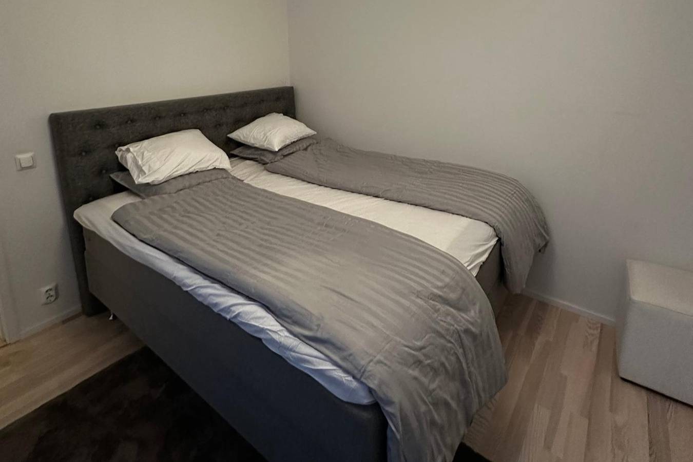 Ganze Ferienwohnung, Business/Couples - Parking - Wifi - Sleeps 3 in Schwedische Ostsee