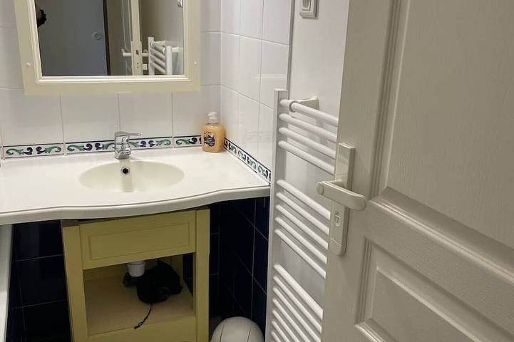 Gîte pour 4 personnes, avec terrasse ainsi que jardin et piscine, animaux acceptés dans Plage des Sables Blancs (Douarnenez) - 4