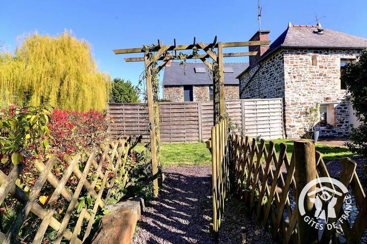 Gîte pour 2 personnes, avec jardin, animaux acceptés à Mont-Dol - 2