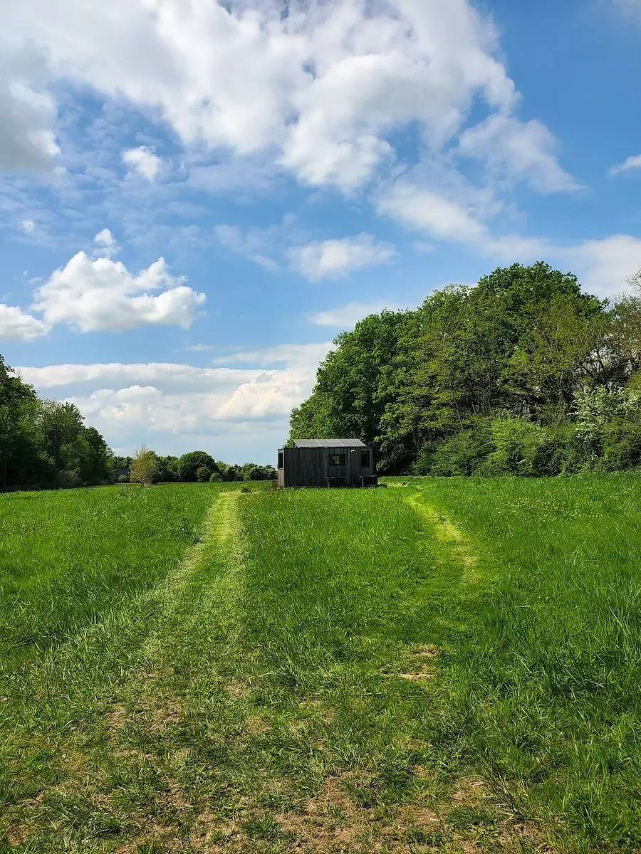 Ganze Wohnung, Tiny House im Herzen der Natur Bourguignonne in La Celle-Saint-Cyr, Yonne