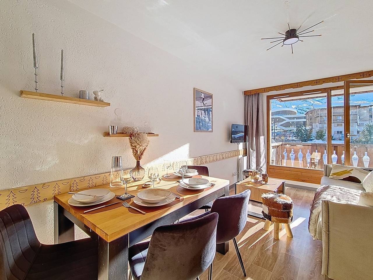 Apartamento entero, Apartamento luminoso con balcón, cerca de pistas - 4 personas in Val Thorens, Les Trois Vallées