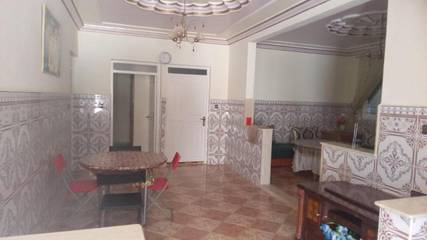 Gîte pour 7 personnes, avec terrasse à Ras El Ma