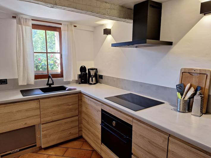 Gîte pour 8 personnes, avec Piscine dans les Alpes-de-Haute-Provence - 3
