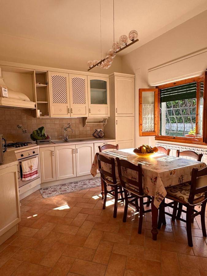 Location de vacances pour 4 personnes, avec jardin et vue, animaux acceptés à Fiano