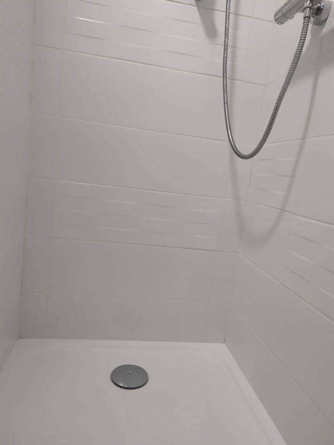 Double Room with Balcony in Coutances, Région de Coutances