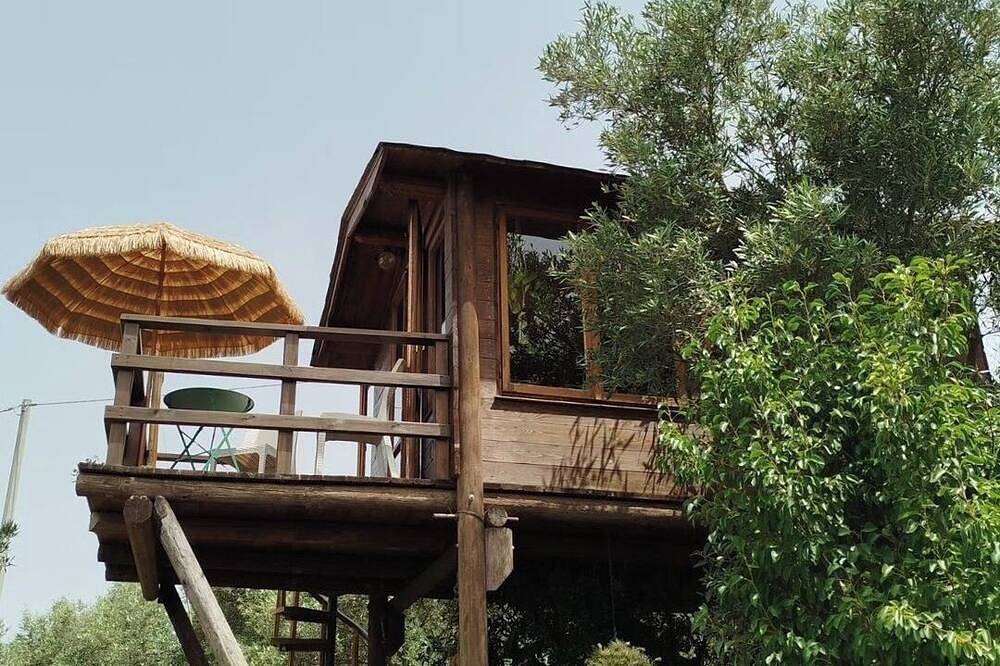 The Treehouse - Treehouse at Golden Camp in Nocera Terinese, Catanzaro Provinz